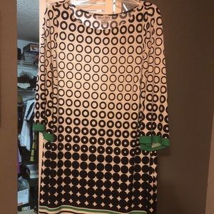 Long sleeve white,green and navy shift dress